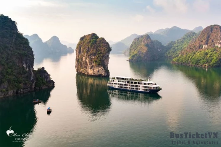 Wonder Bay Luxury Cruise Halong Bay 1 Day Trip - Slide 5