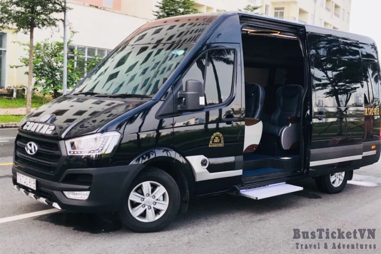 Private Car Hanoi to Moc Chau (4 – 7 seats)