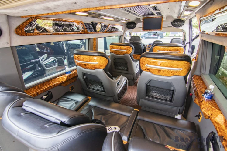 Private Limousine Sapa to Ninh Binh (9 – 11 seats) - Slide 5