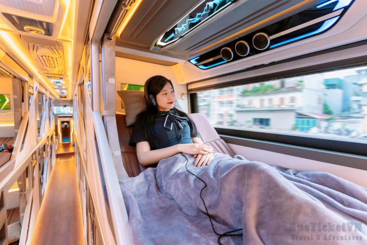 Charter a Whole Cabin Bus: Hanoi to Sapa - Slide 5