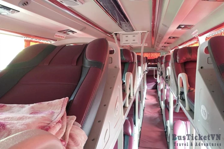 Sapa to Halong bay sleeping bus - Slide 4
