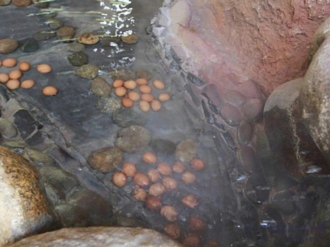 Dailytour Than Tai Hot Spring Park - Slide 4