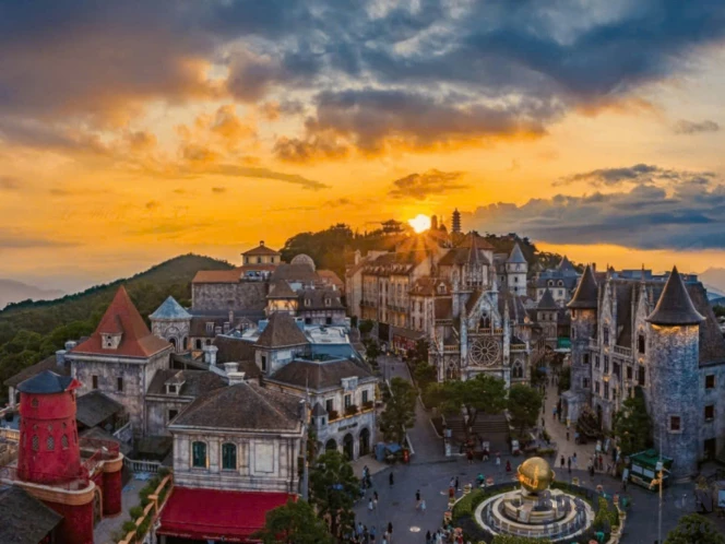 Dailytour Ba Na Hills - Slide 2
