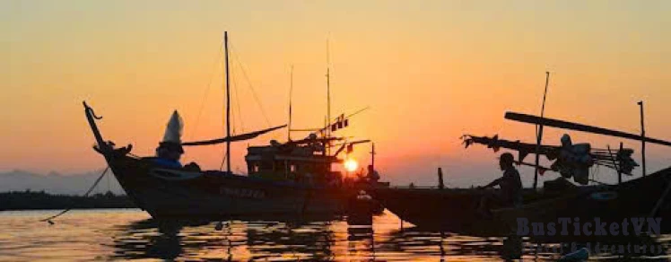 Sunset River Cruise & Rowing Basket Boat(Day trip 2.5 hours) - Slide 2