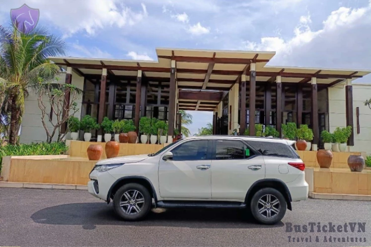 Hue to Hoi An Private Car - Slide 2